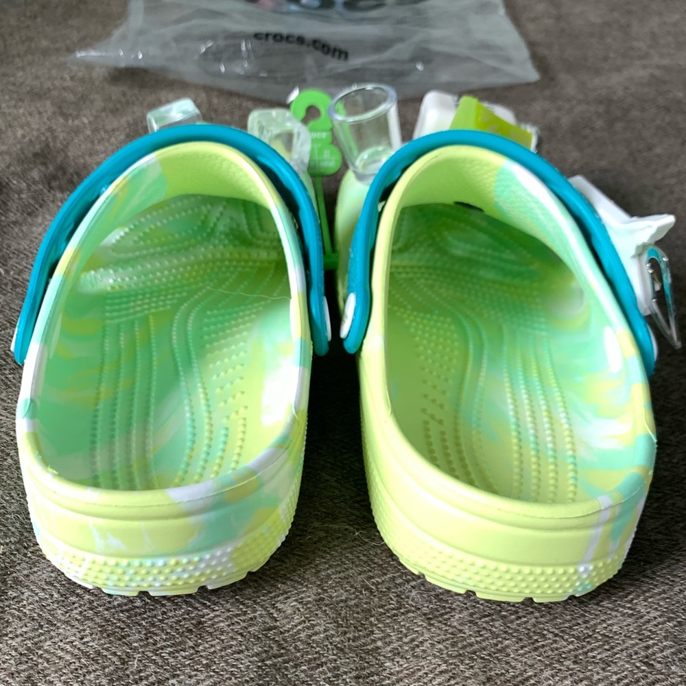 Crocs Margaritaville - Picture 8 of 15